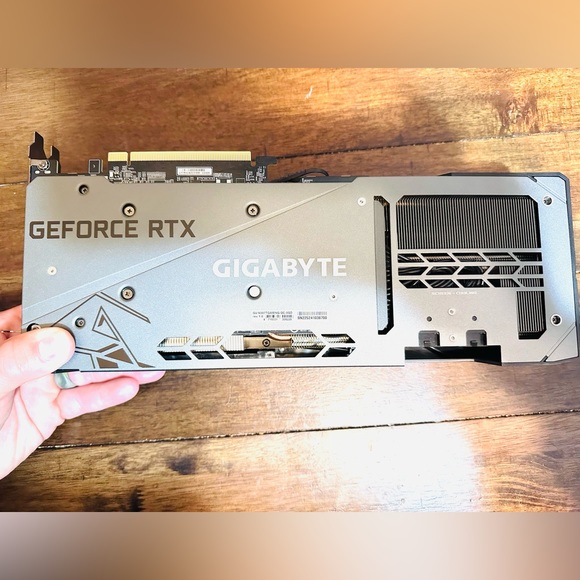 Gigabyte Geforce RTX 3070ti oc - Picture 2 of 5